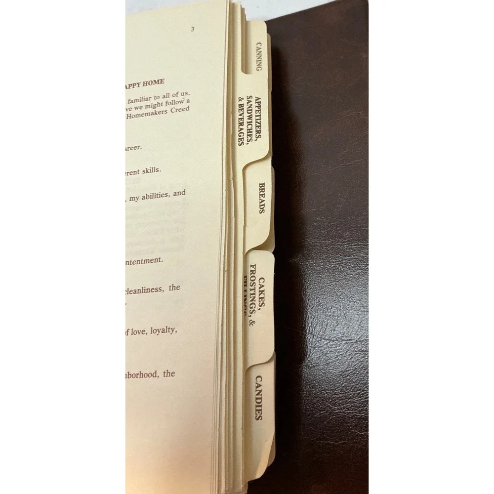 Vintage‎ A Century of Cylinder Cooking Iowa Centennial Cookbook 1985